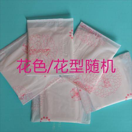 100片超長日用夜用防側(cè)漏學(xué)生純棉超薄整箱批發(fā)